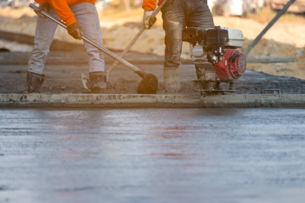 Best Commercial Concrete Contractor  in South Beloit, IL